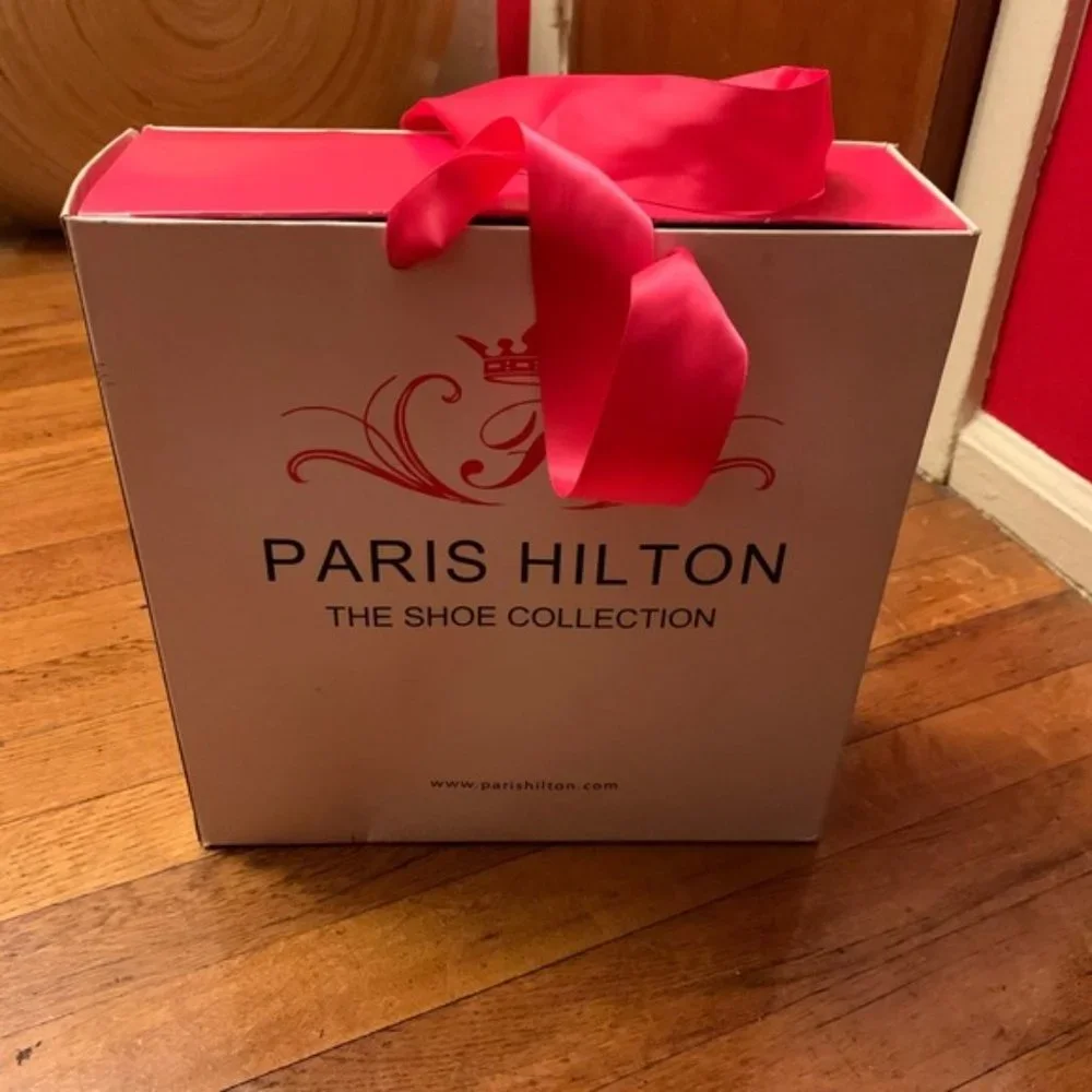 Paris Hilton chunky cork